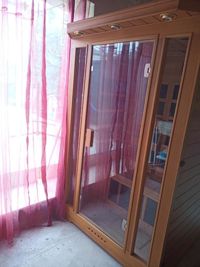Appartamento Belle Chambre D'Hote Pour 2 A 4 Personnes Chef-Boutonne Esterno foto